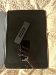Tablet Apple iPad 10.2 (2021)Cellular 64 GB - Space Grey - 3