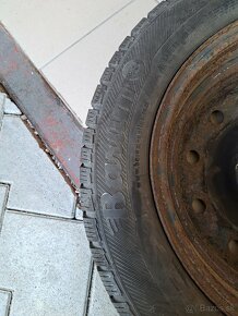 Predám plechové disky 4x100 r15 zimné pneumatiky 175/65 r15 - 3