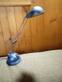 Teleskopická stolová lampa - 3