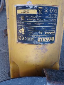 Uhlová brúska Dewalt 2200w 230mm - 3