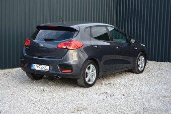 KIA Ceed 1.4 Benzin SR 1. Majiteľ Top Stav - 3