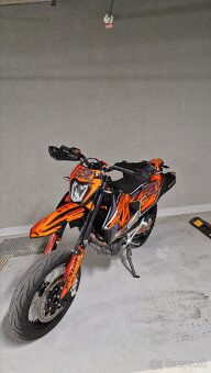 KTM 690 SMC R - 3