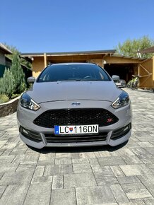 Ford Focus ST - 3