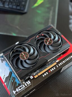 AMD Radeon RX 6600 REZERVOVANE - 3