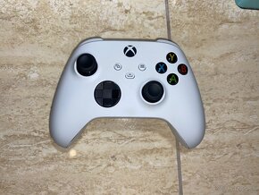 Xbox series S + možnosť dokúpiť ďalšie ovládače - 3