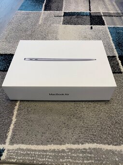 MacBook Air s čipom M1 - 3