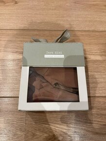 Zara mini capacky 6-9mes. - 3