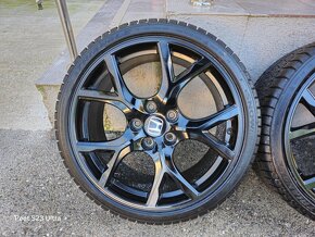 Zimne kolesa Honda Civic Type R 5x120 r19  235/35 r19 - 3