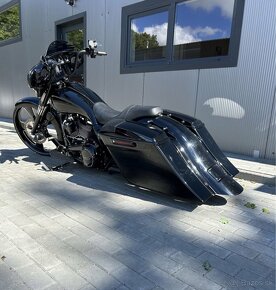 Harley Davidson Street Glide - 3