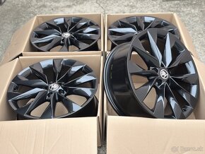 SKODA VOLKSWAGEN SEAT 5X112 R19 8J ET45 - 3