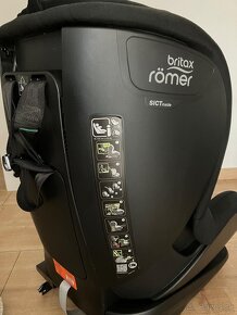 Britax Römer TRIFIX 2 i-Size Cosmos Black 2020 - 3