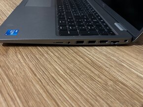 Notebook DELL Latitude 5520 15,3" - 3