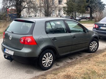 VOLKSWAGEN GOLF 5 2004 - 3