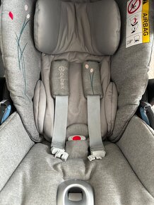 Vajičko a isofix základňa Cybex limitka Koi - 3