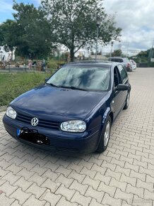 Volkswagen golf - 3