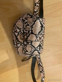 Dámska crossbody hadia kabelka - 3