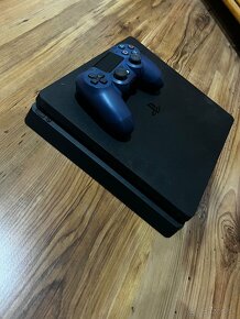 Predam Playstation 4 slim 500kg + FC24 - 3