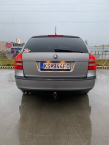 ŠKODA OCTAVIA II combi 2.0 TDI 16V Elegance - 3