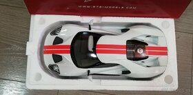 Ford GT 1:18 - 3