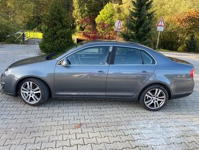 Volkskwagen jetta 2.0 TDI Comfortline - 3