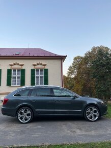 Škoda Superb 3.6 v6 Facelift Combi - 3