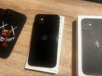 iPhone 11 - 3