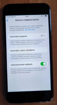 iPhone SE (2020) 64GB, čierna farba - 3