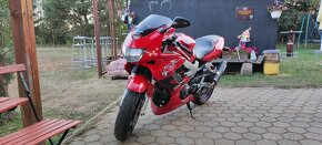 Honda VTR 1000 Firestorm - 3