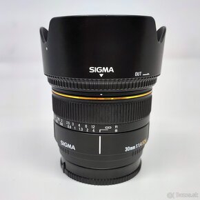 Sigma 30mm F1.4 EX DC Sony A-mount APS-C(Emount cez adapter) - 3