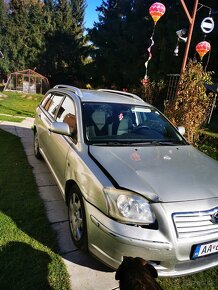 Toyota avensis combi 2.0 benzín - 3