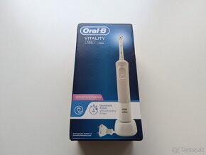 (NOVÁ) ELEKTRICKÁ ZUBNÁ KEFKA ORAL-B VITALITY 100 BIELA - 3