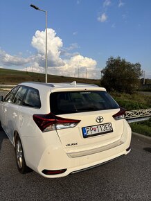 Toyota Auris - 3