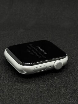 Apple Watch SE 44mm Silver 2024 - 3