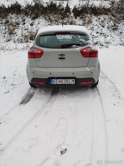 Kia Rio - 3