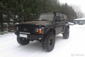 NISSAN PATROL Y60 - PŘEDNÍ HLINÍKOVÝ PEVNOSTNÍ NÁRAZNÍK - 3