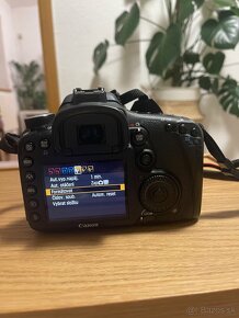 Canon EOS 7D - 3