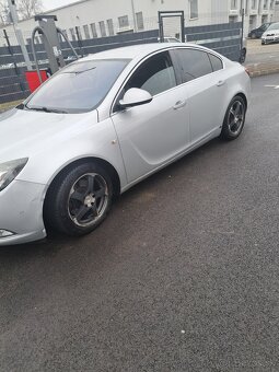 Opel insignia  2.L 118kw - 3