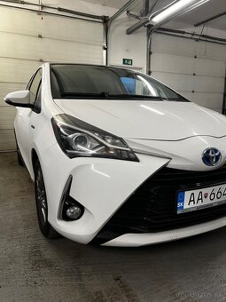 Toyota Yaris Hybrid 1.5 HSD E-CVT 5dv. - 3