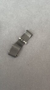 Apple Watch Ultra 2 - Titanium Milanese Loop M - 3