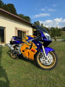 Predám motorku Suzuki GSXR - 3