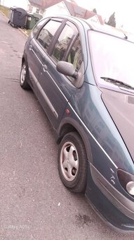 Renault Scenic - 3