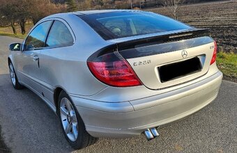 Rozpredám: Mercedes W203 triedy C Sportcoupe 220 Cdi 200 Cdi - 3