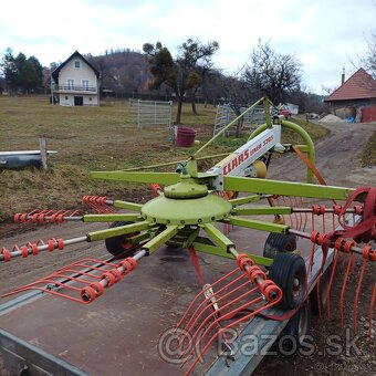 Claas liner 330S - 3