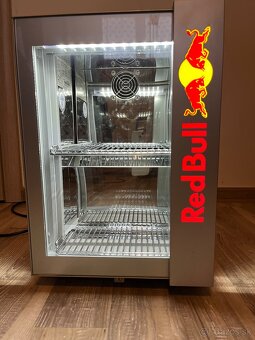 Originál redbull chladnička ako nová. - 3