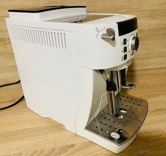 DeLonghi MAGNIFICA S - 3