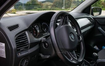 Škoda Fabia 1.2 TSI 110k červená - 3