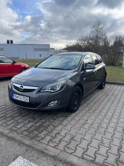 Opel Astra Sports Tourer 1.7 cdti (2011) - 3