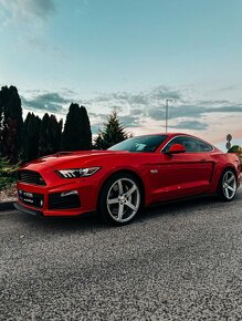 Ford Mustang 5.0 na prenájom - 3