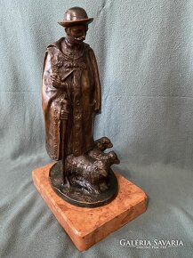 Bronzová socha- Pastier oviec - 3