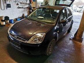 rozpredam Ford fiesta mk6 5.gen 1,3 benzin 51kw r. v. 2004 p - 3